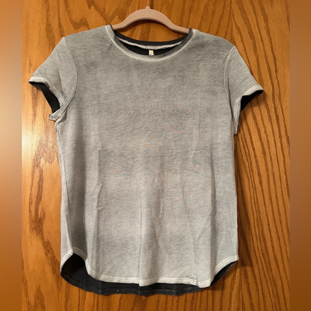 Lanston Textured Tee - NWT - Size L
